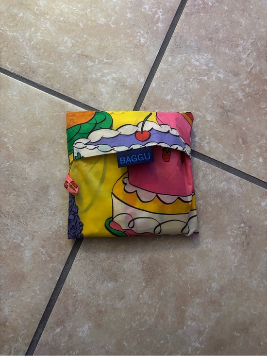BAGGU Handbags - BAGGU BIG Foldable Tote in Yellow, Pink, Green, Purple, Red